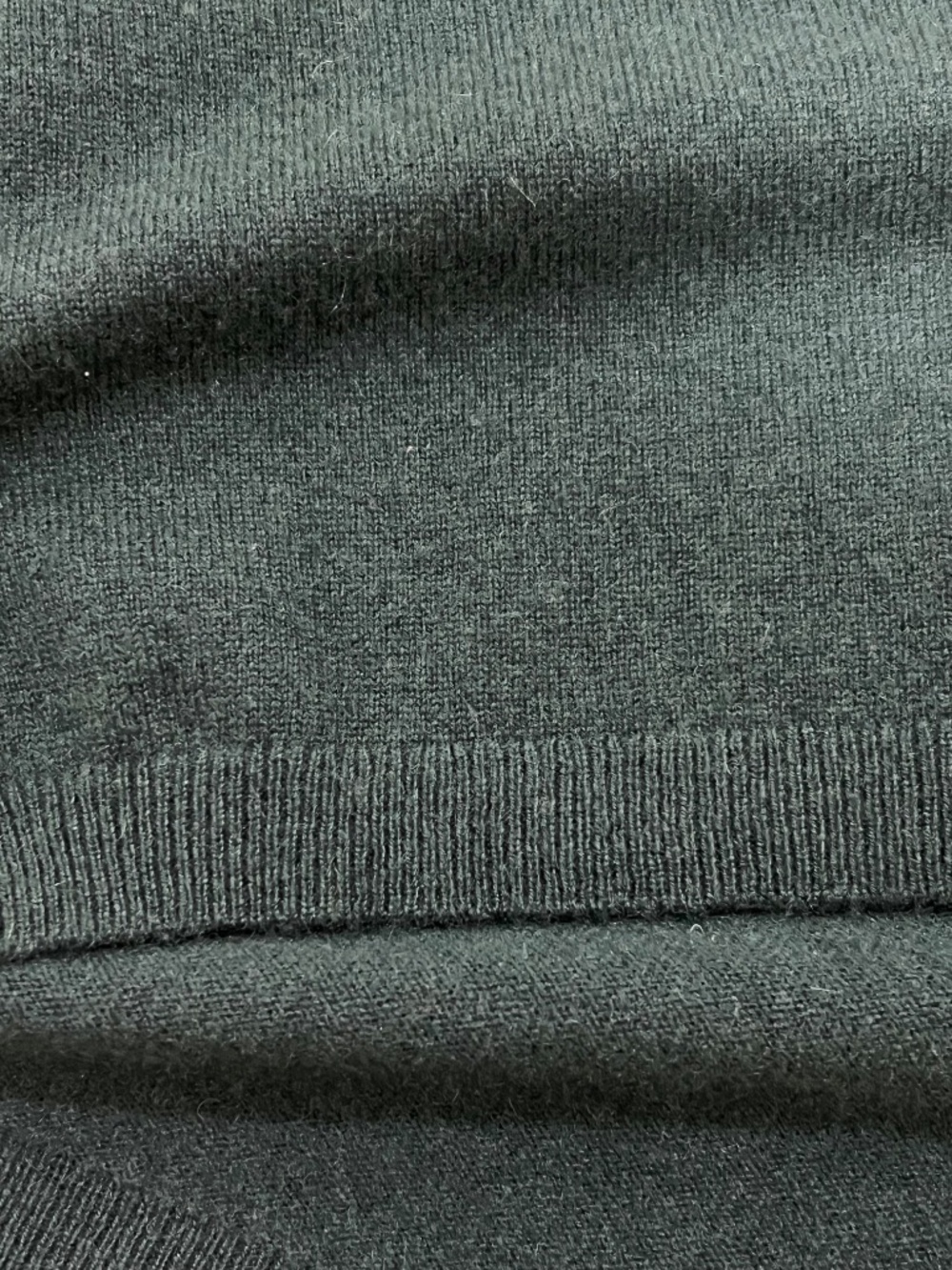 J.Crew 100% Cashmere Sweater – Size Large – Dark Green Crewneck - Picture 8 of 14
